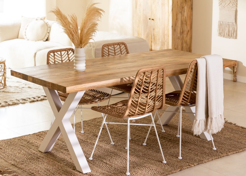 Bronislava table