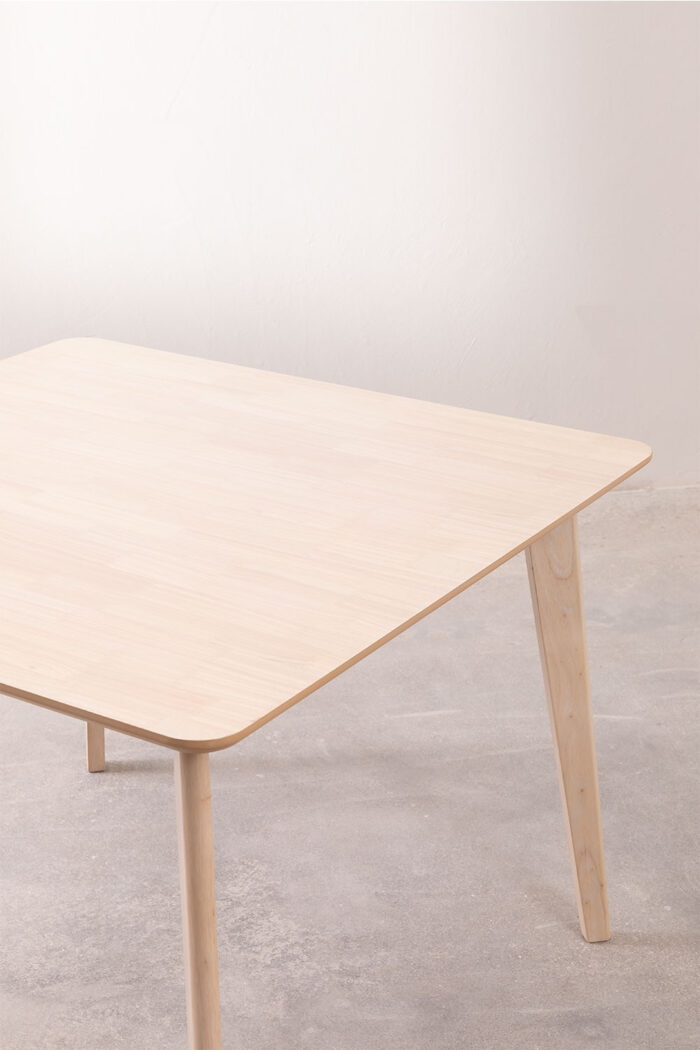 Altan table