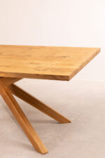 Clavana table