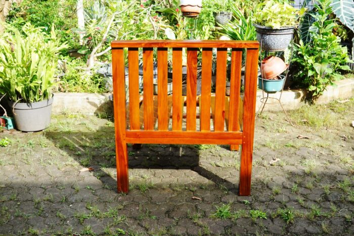 sofa outdoor piethrough