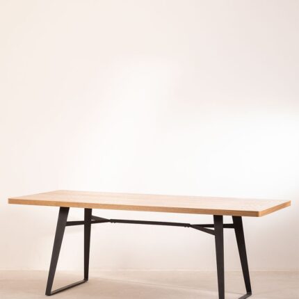 Eugino table