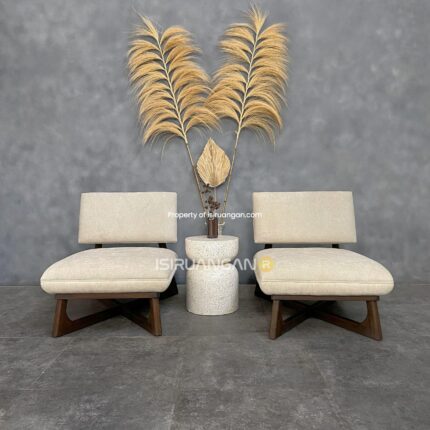 Lounge Chair Ellois