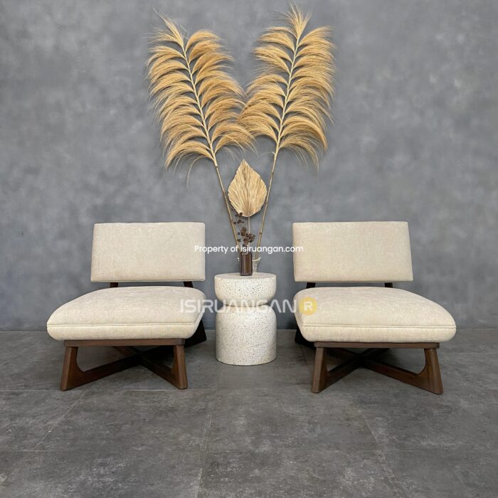 Lounge Chair Ellois