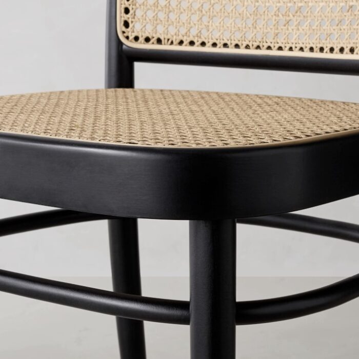 Kursi Woven