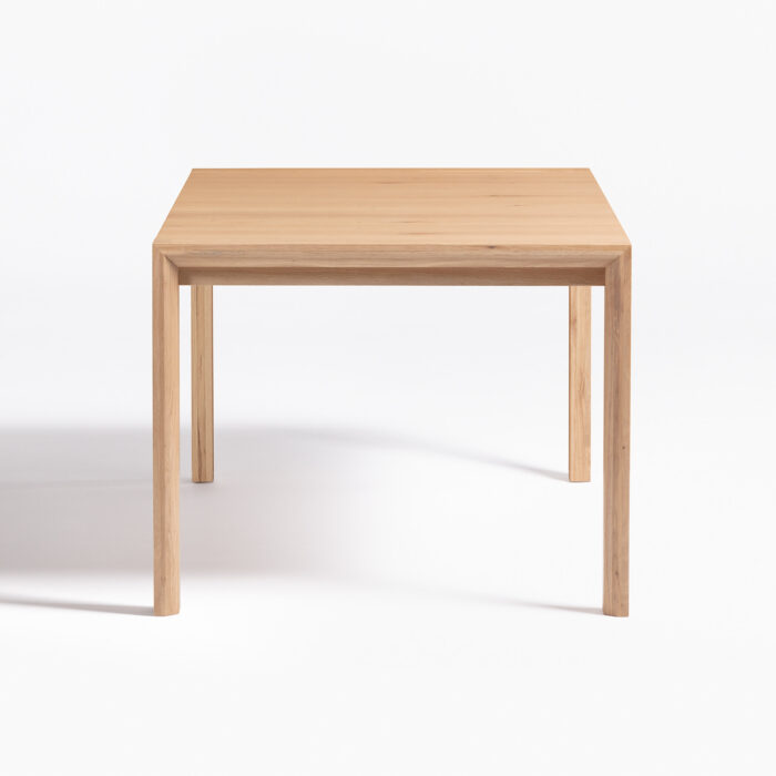 Otylie table