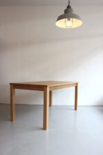 Set meja makan Salina