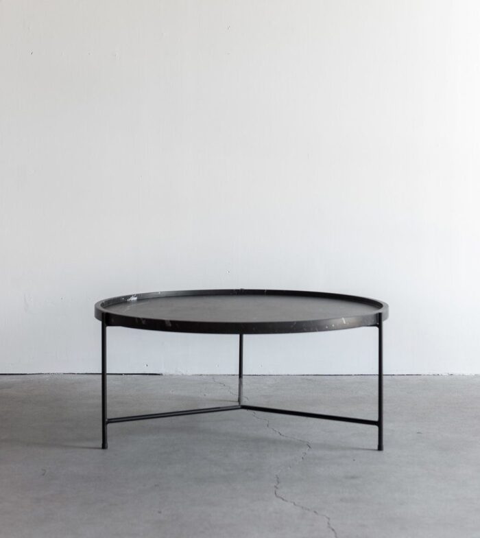 Riquina Table