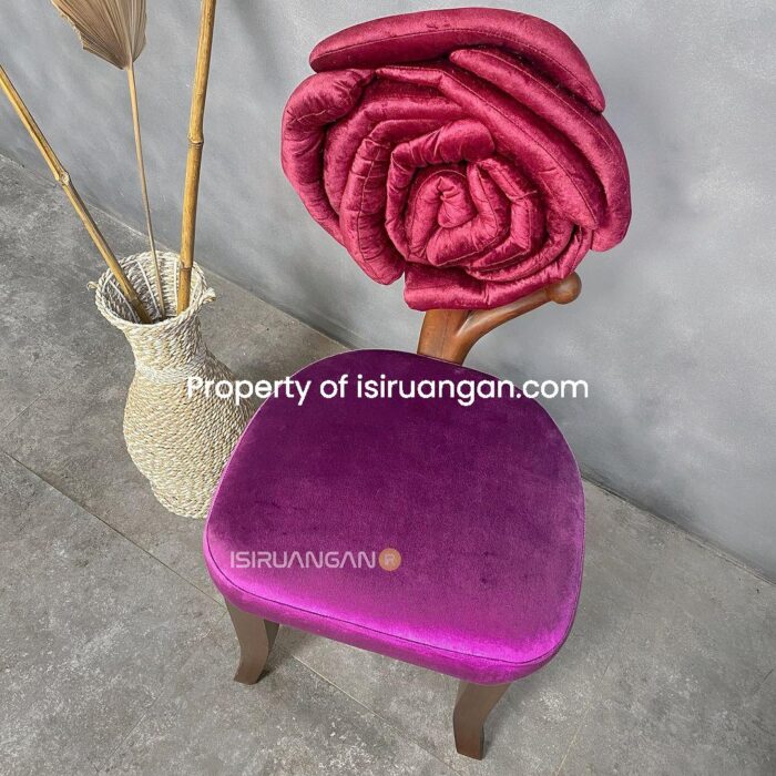 Kursi Rose