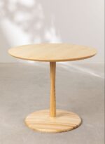 Vesilley table