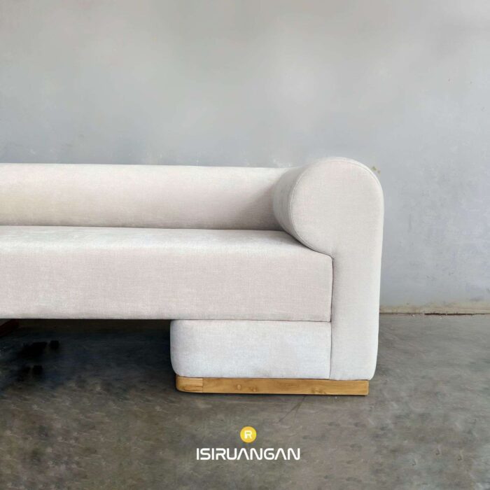 sofa Safiya