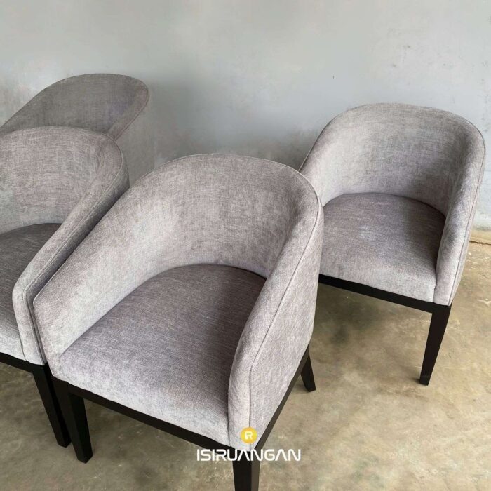 Armchair Lily