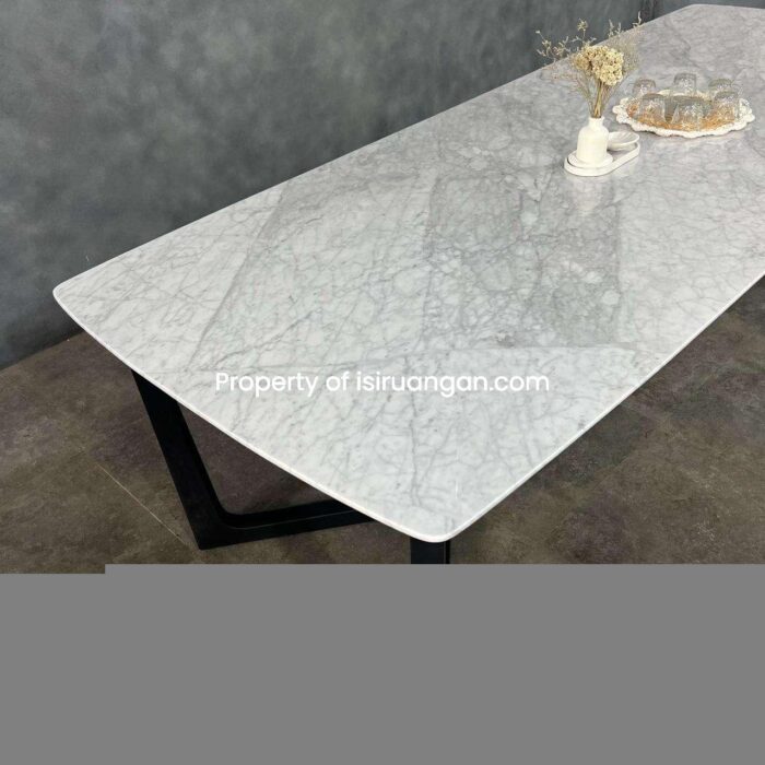 set meja makan Shabrina