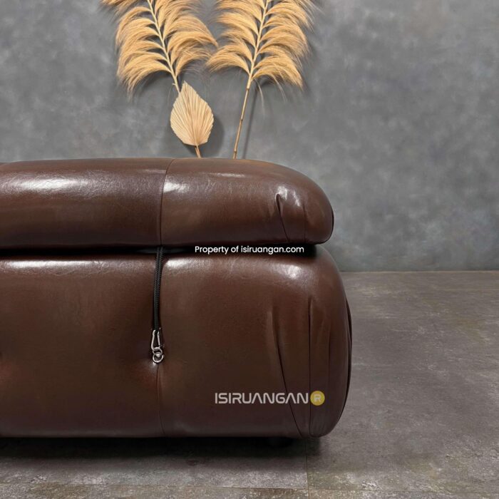 Ottoman Nadya With Arm Rest