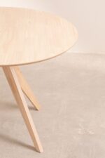 Zerrin table