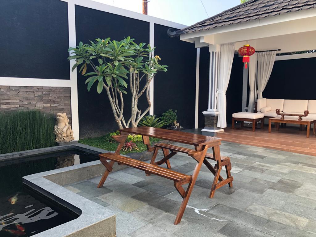 Meja Cafe Outdoor Unik